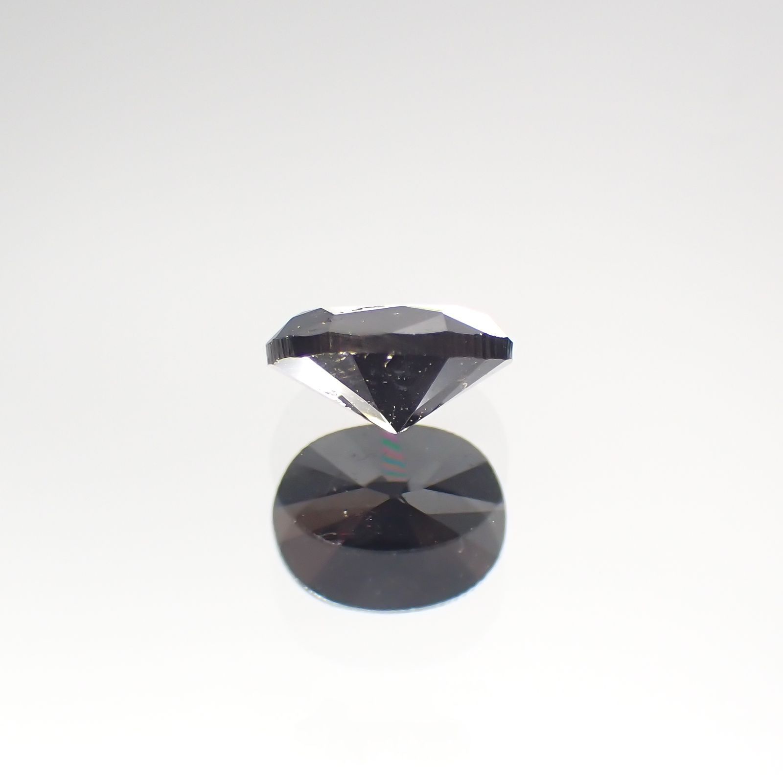 ブラックダイヤモンド(宝石名ダイアモンド) ジンバブエ産 0.43ct 識別済[210812795]5.1×4.1mm前後