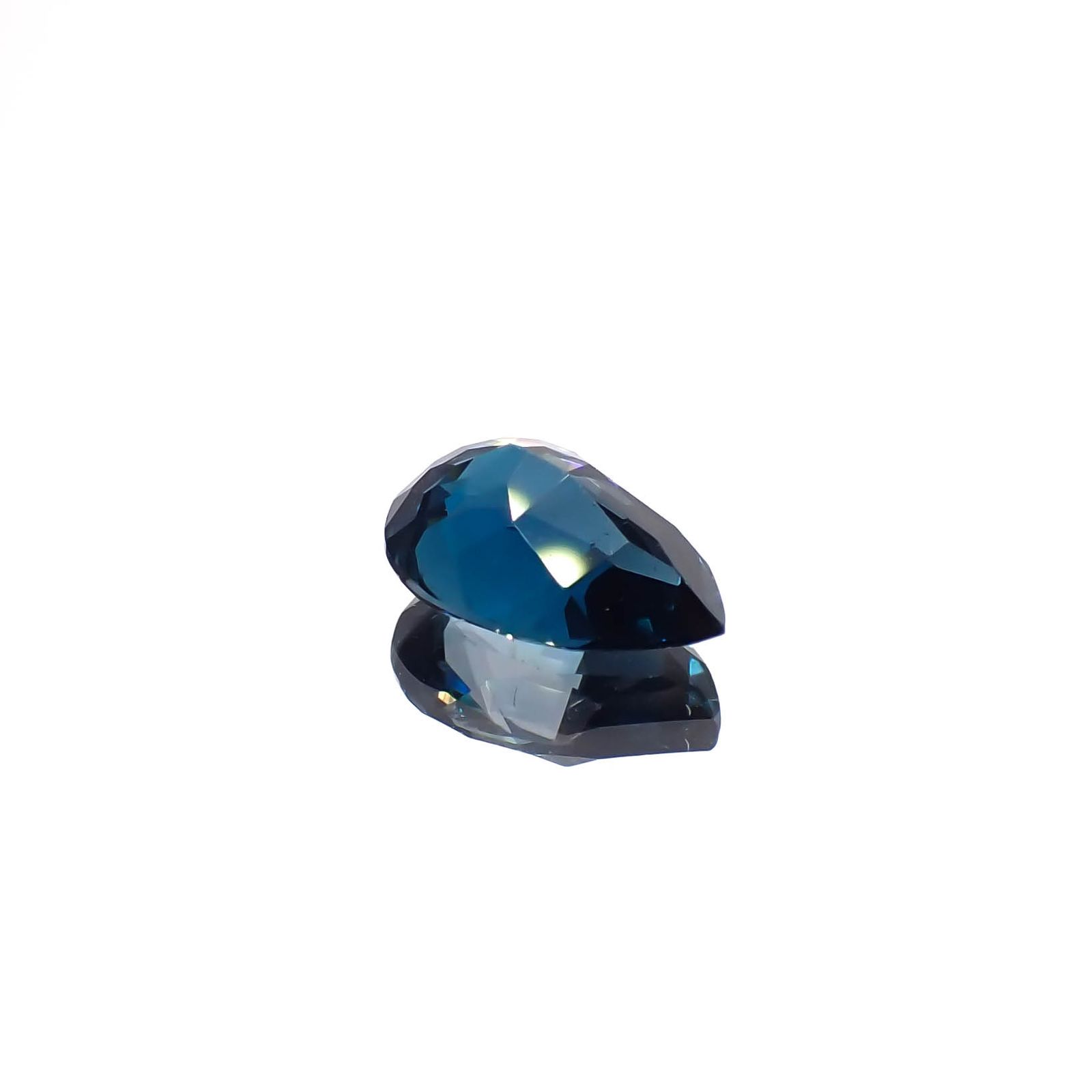 ロンドンブルートパーズ ブラジル産 2.16ct[240326805]9.7x7mm前後
