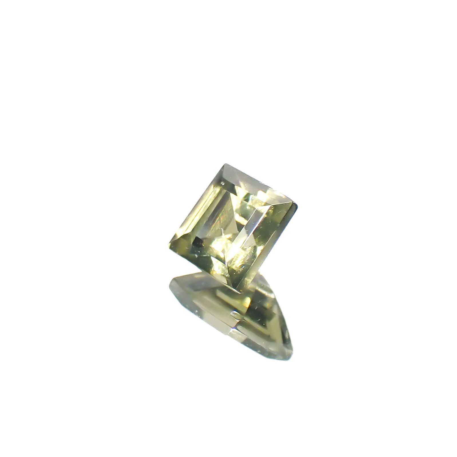 グリーンジルコン スリランカ/カンボジア産 0.88ct[240728532]4.8x4.8mm前後