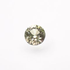 パラサイティックペリドット(宝石名ペリドット)採取地：ロシア 0.025ct 識別済[220616233]1.8x1.8mm前後