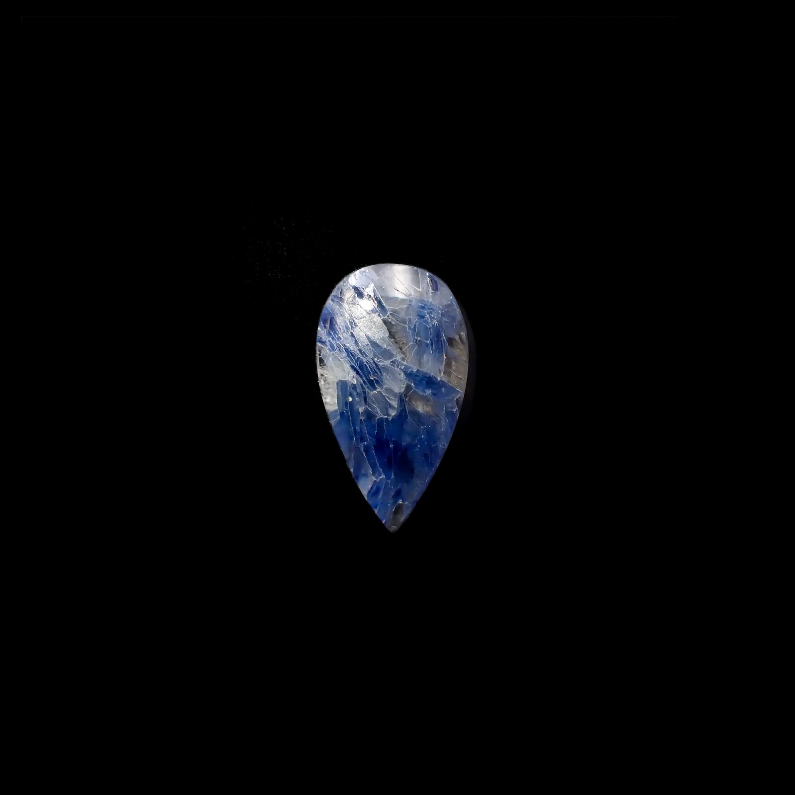 カイヤナイトインクォーツ ブラジル産 15.36ct[231023756]26x14.6mm前後