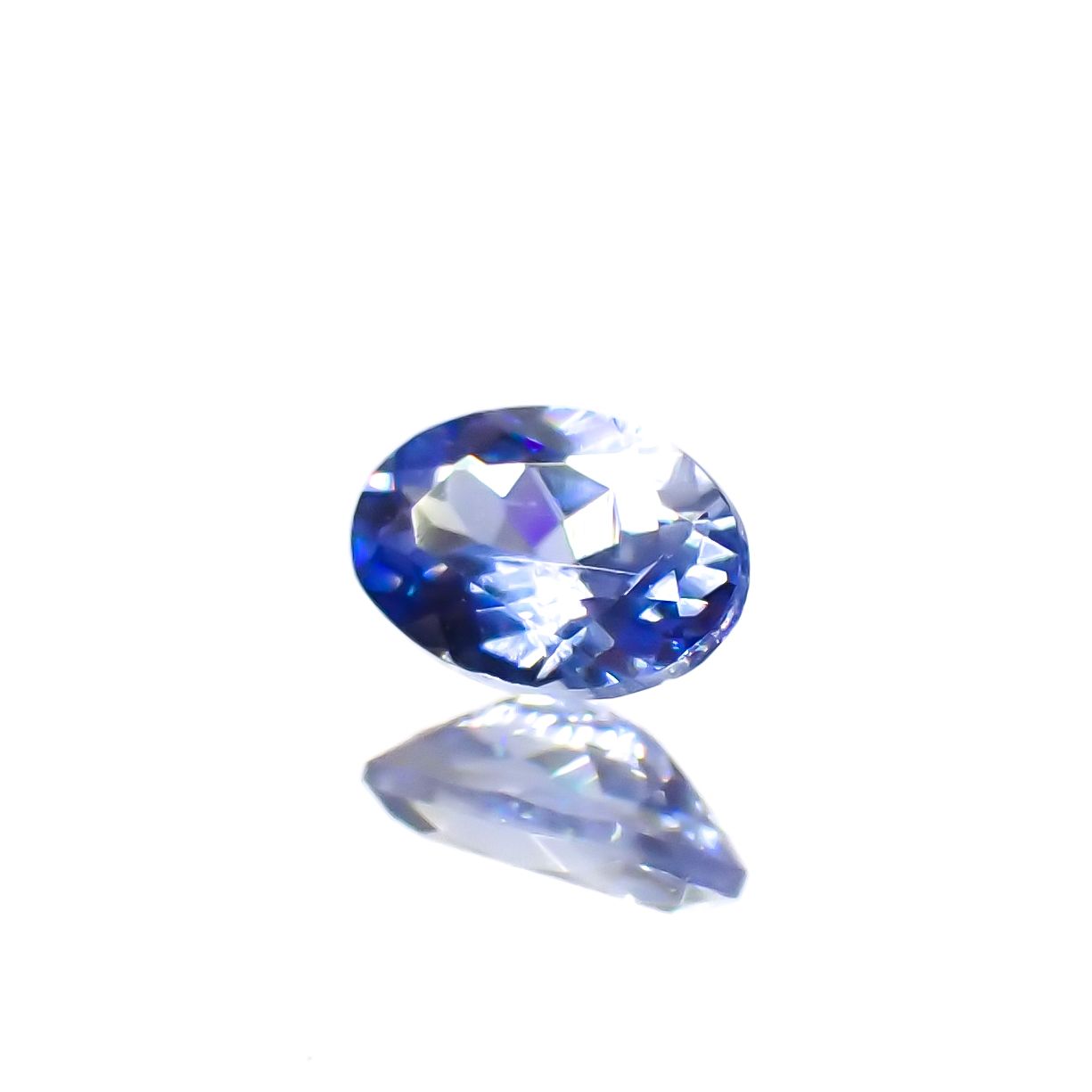 ベニトアイト(宝石名ベニトアイト)アメリカ・カリフォルニア州産 0.096ct 識別済[230823205]3.4x2.3mm前後