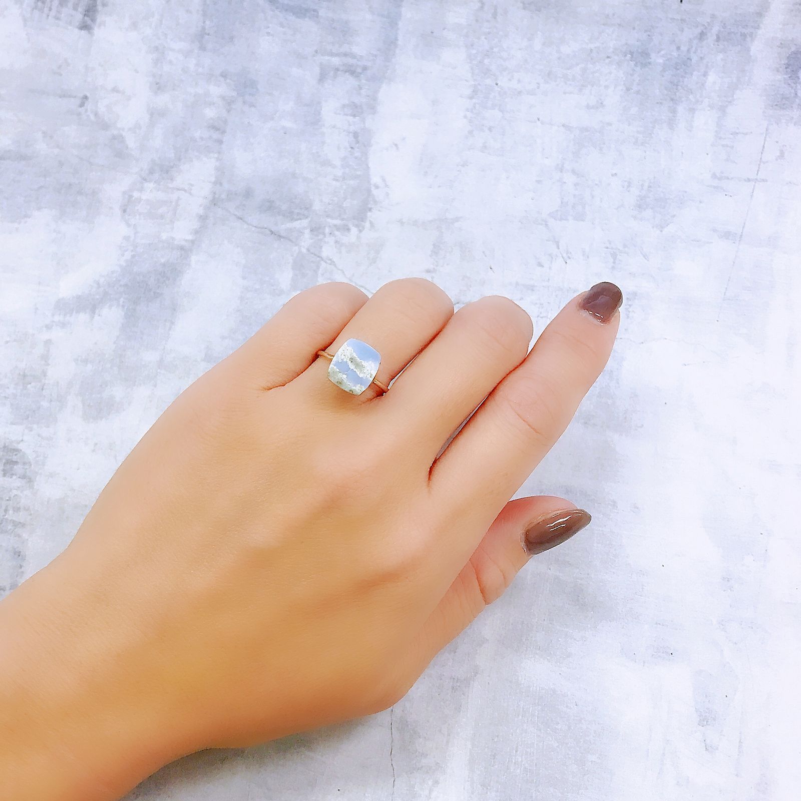 マトリックスブルーオパール アメリカ・オレゴン州産 2.89ct[220917808]10.8x9.4mm前後