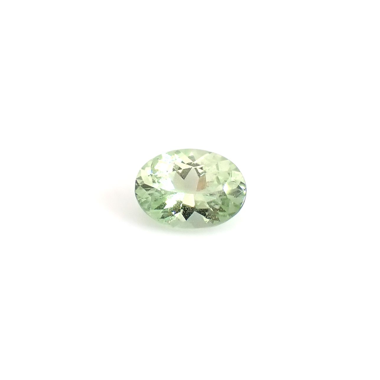 ミントガーネット タンザニア産 0.65ct / 6.4x4.7mm前後 [260932676]