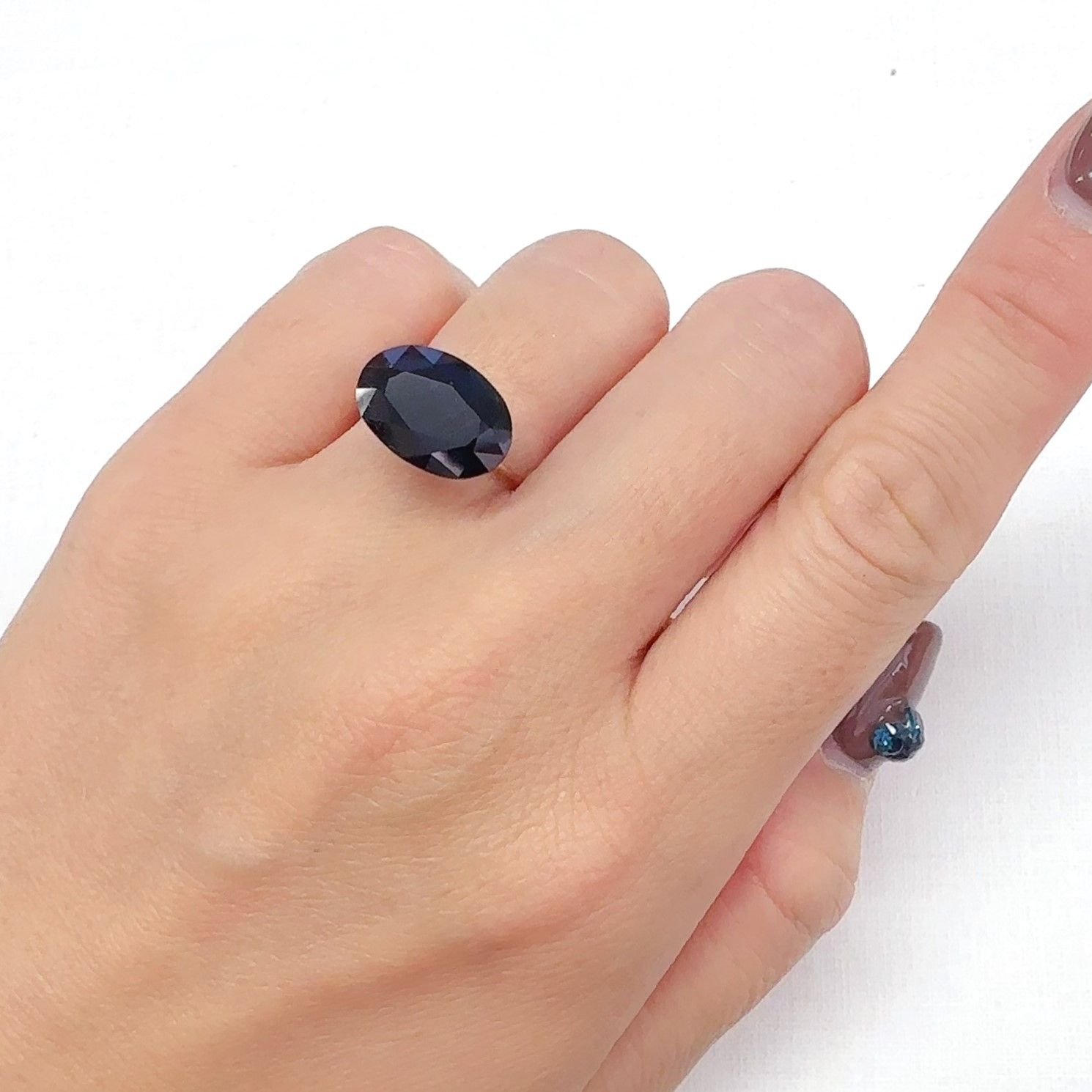 モリオン チベット産 5.58ct[240427360]13.9x9.7mm前後