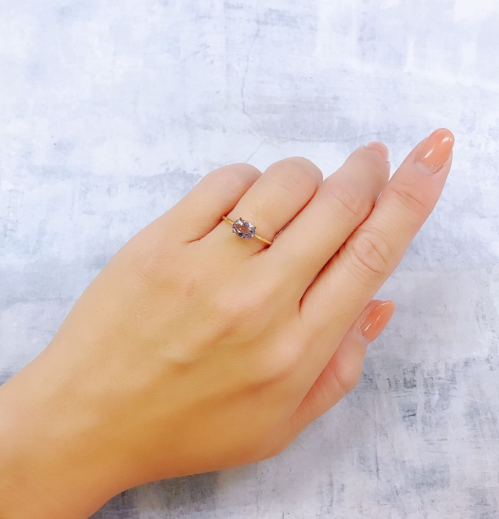 ラベンダーピンクスピネル(宝石名スピネル)ビルマ/マダガスカル産 0.83ct 識別済[220917592]7x5mm前後