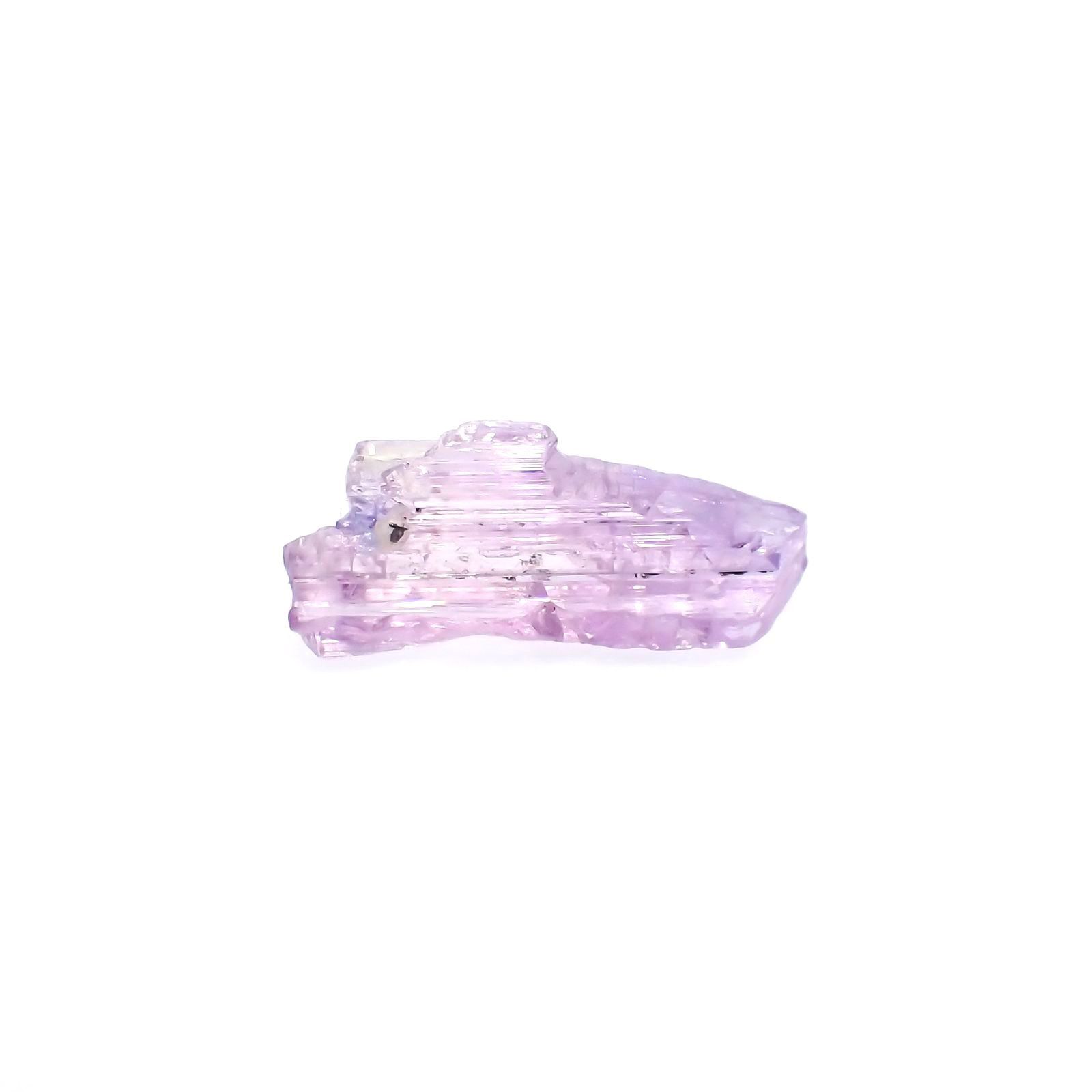 ピンクゾイサイト 原石(宝石名ピンク・ゾイサイト)タンザニア産 識別済 3.28ct / 16.5x6.8mm前後 [230622317]
