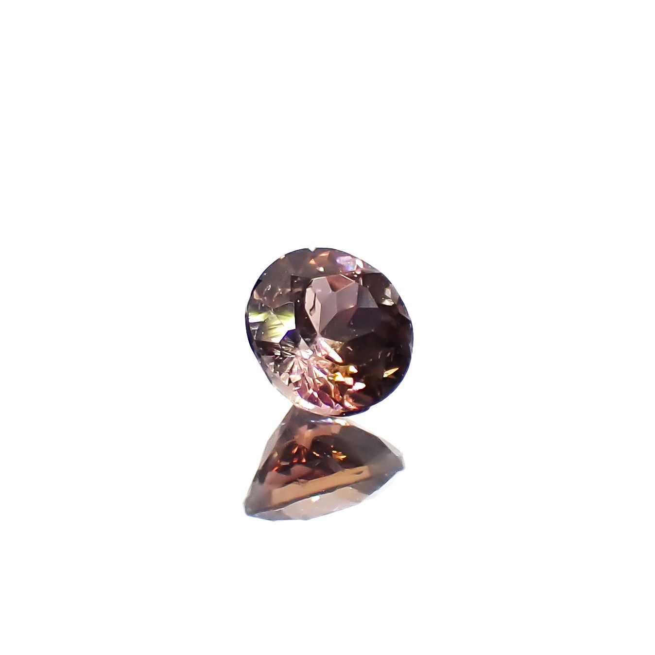 アキシナイト パキスタン産 0.25ct[240628140]3.8x3.8mm前後