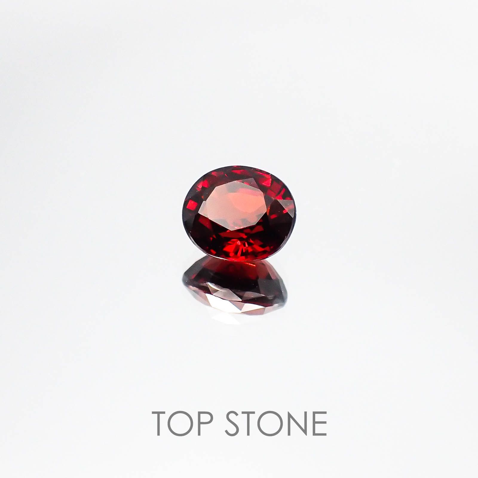 スペサルティンアルマンディンガーネット(宝石名スペサルティン アルマンディン・ガーネット) マダガスカル産 2.50ct 識別済[20073702]7.9×7mm前後