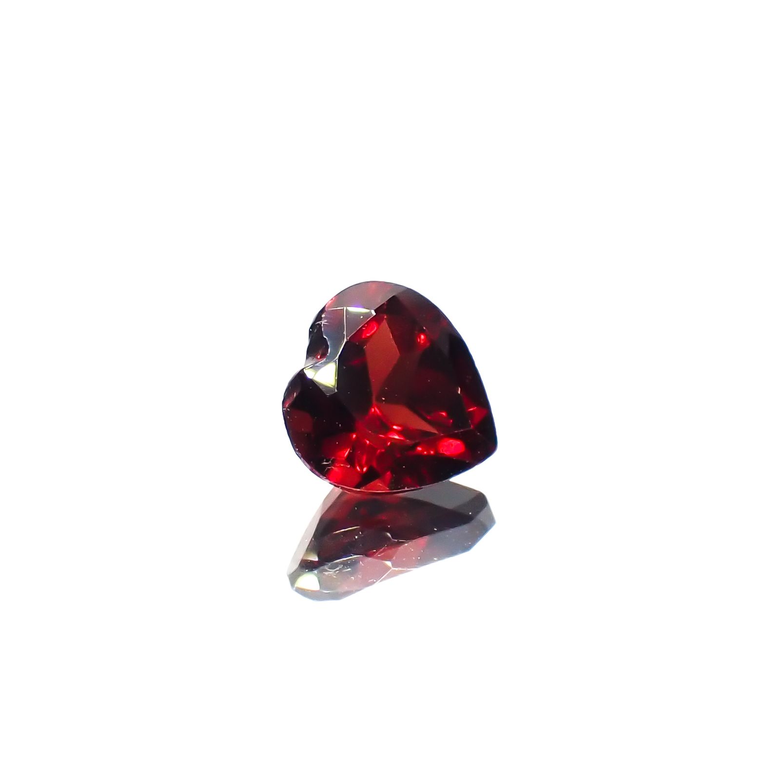 パイラルスパイトガーネット モザンビーク産 1.06ct[231224565]6.2x6.1mm前後