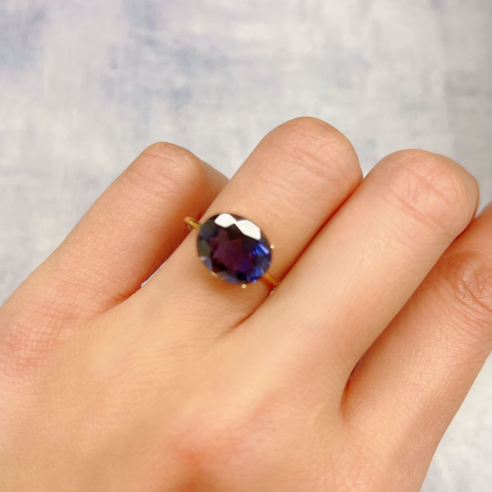 アイオライト(宝石名アイオライト)タンザニア産 2.58ct 識別済[220817256]11x9mm前後