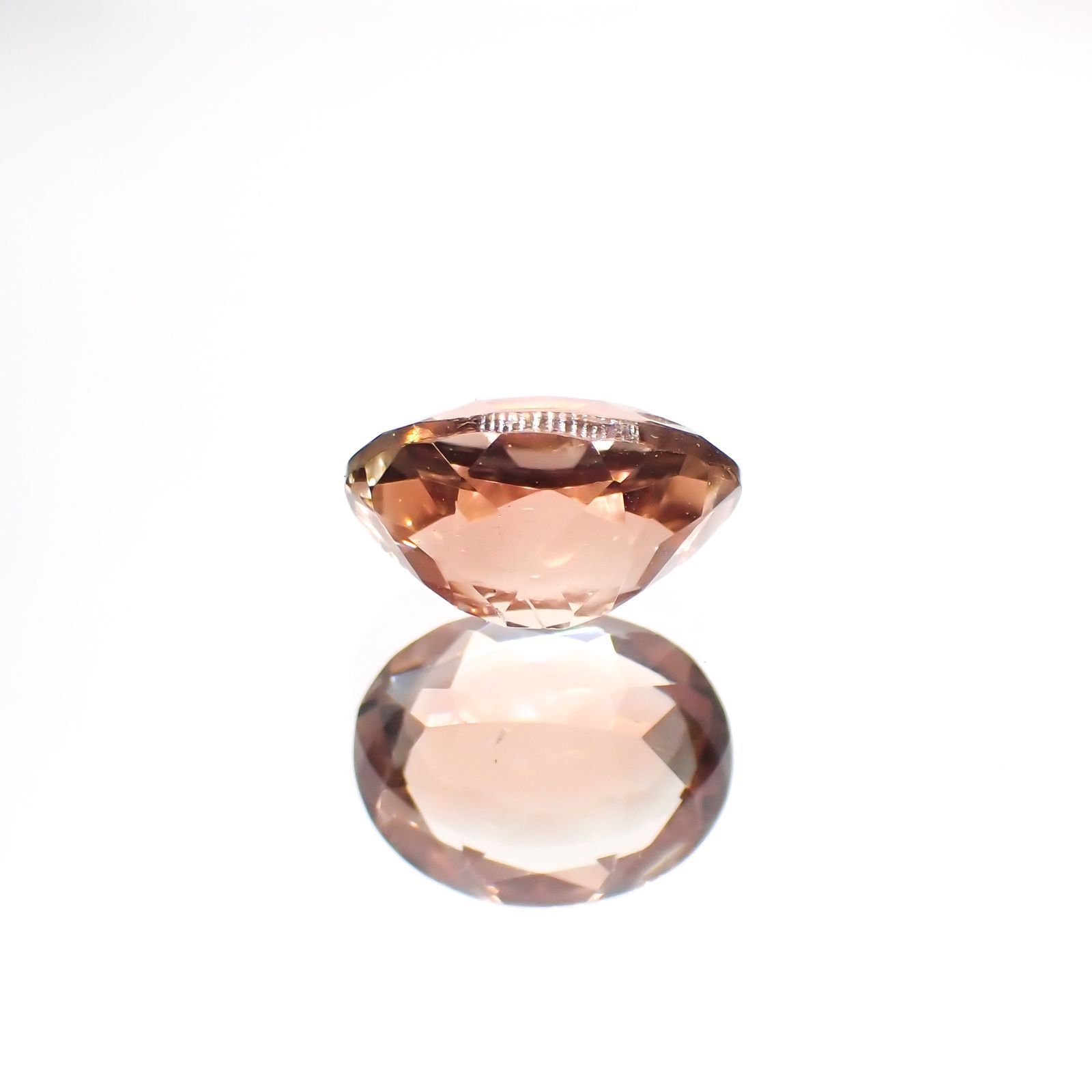 オレゴンサンストーン(宝石名ラブラドライト)アメリカ・オレゴン州産 1.36ct 識別済[230421896]8.2x6.4mm前後