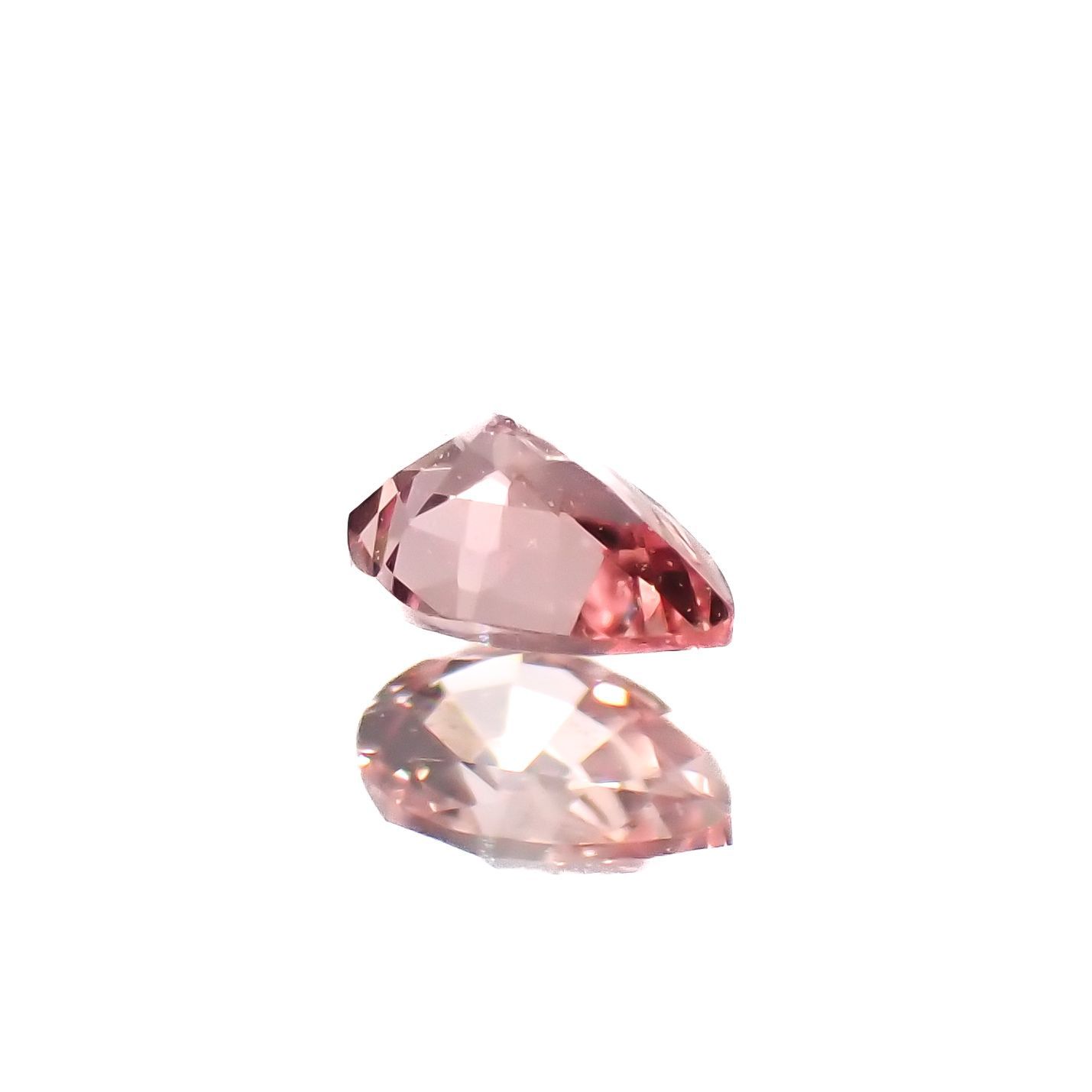 パパラチャサファイア(宝石名サファイア/別名パパラチャ・サファイア)スリランカ産 0.062ct ソ付(日独)[221219639]2.9x2.09mm前後