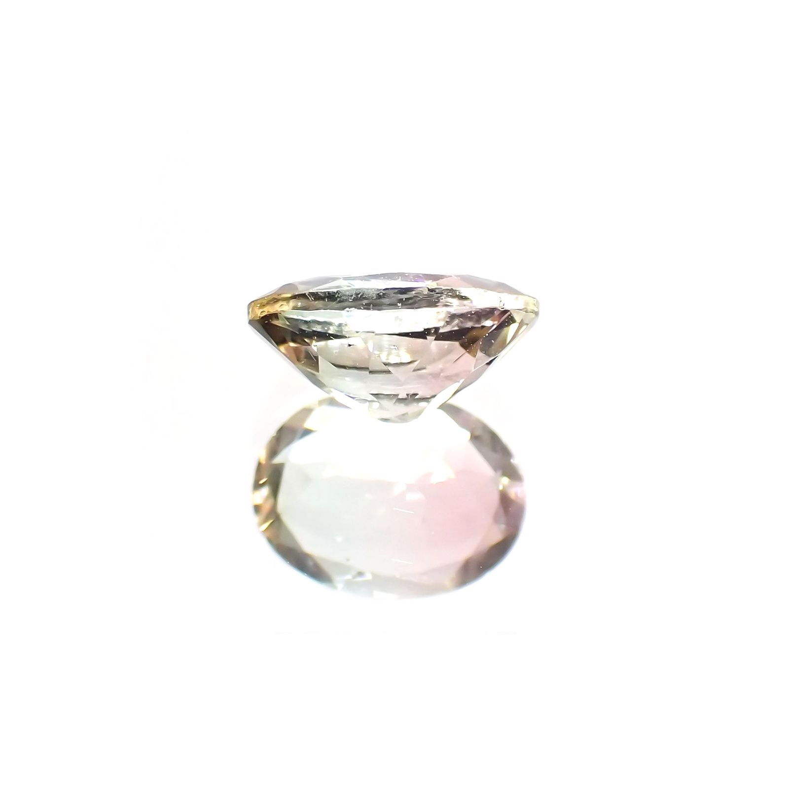 パーティカラートルマリン(宝石名パーティカラード・トルマリン) コンゴ民主共和国産 1.219ct ソ付(彩珠)[211013599]8.1×6.1mm前後