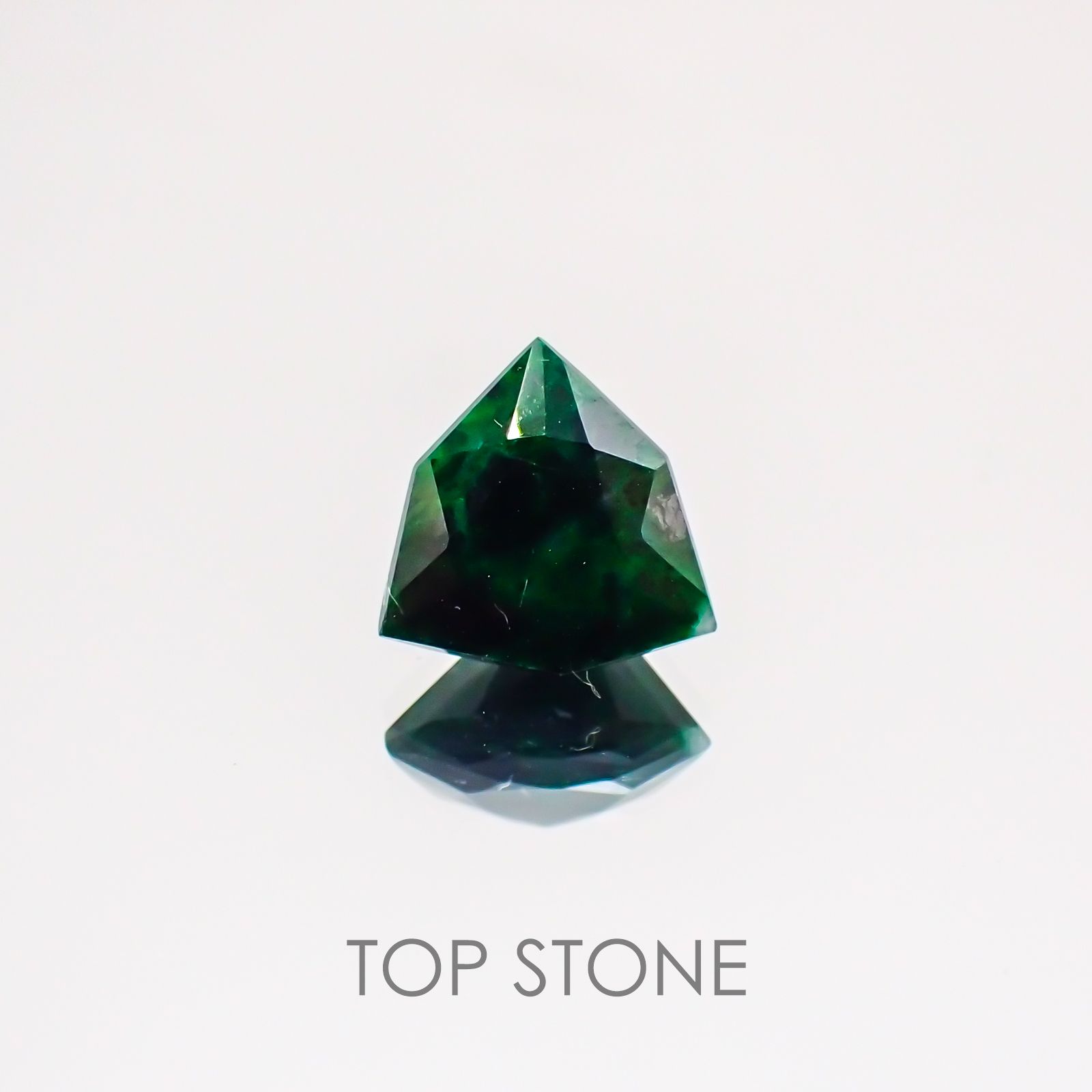 モーシッシ(宝石名マウシットシット) ビルマ産 2.62ct 識別済[20128745]8.9×8.9mm前後