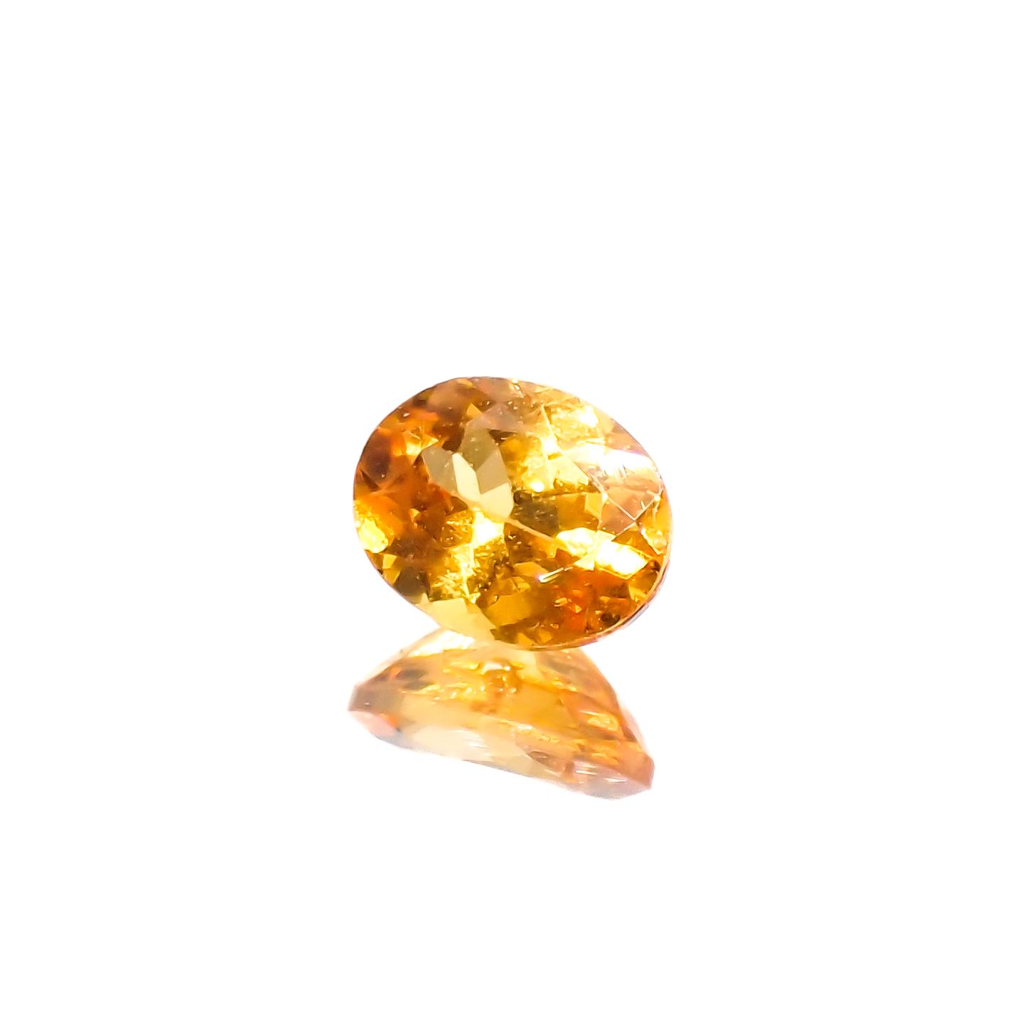 スペサルティンガーネット ナイジェリア産 0.47ct[230923376]5.2x4mm前後