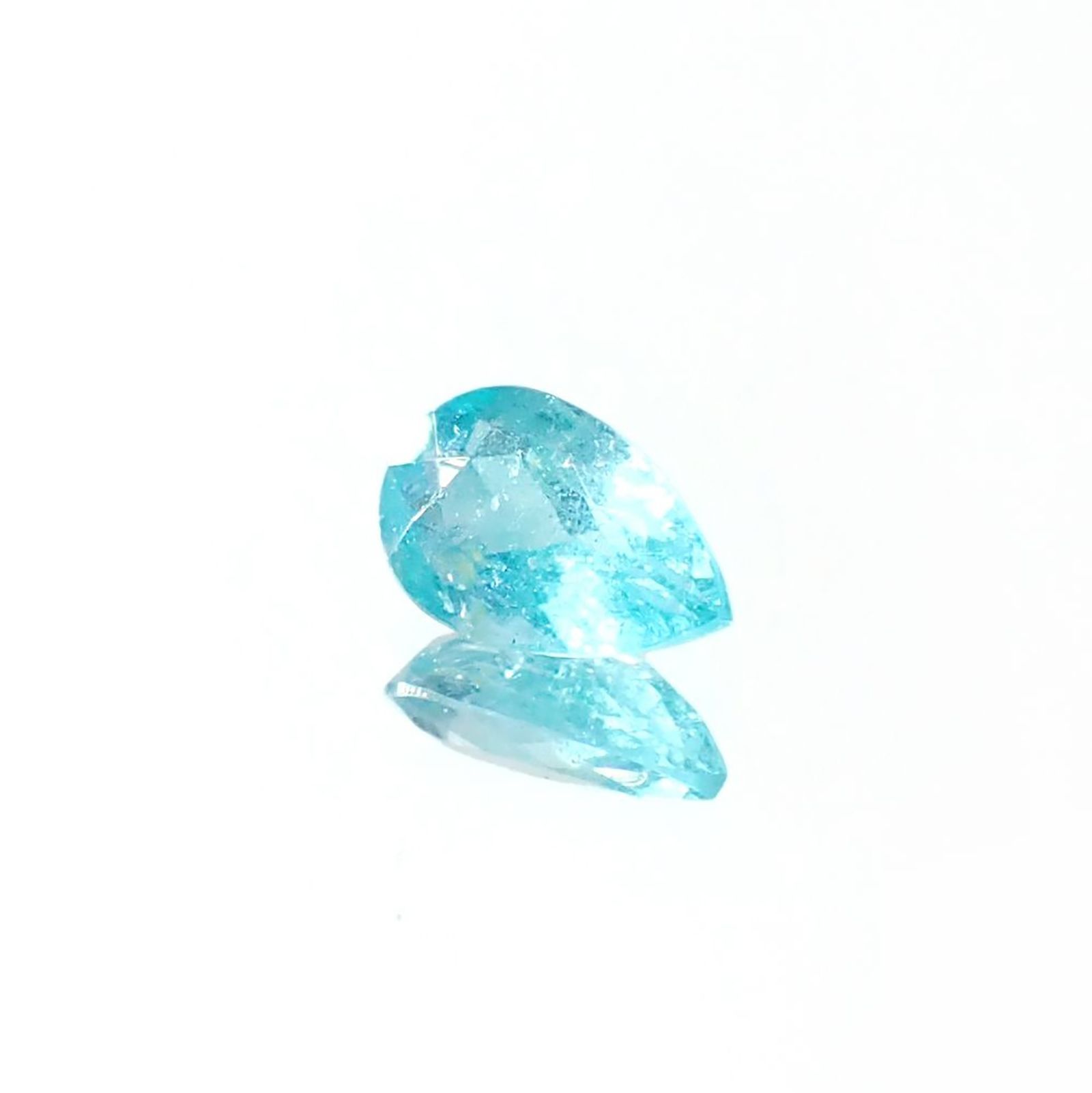 パライバトルマリン ブラジル・パライバ州バターリャ鉱山産 0.36ct / 6.1x3.9mm前後 [250931068]