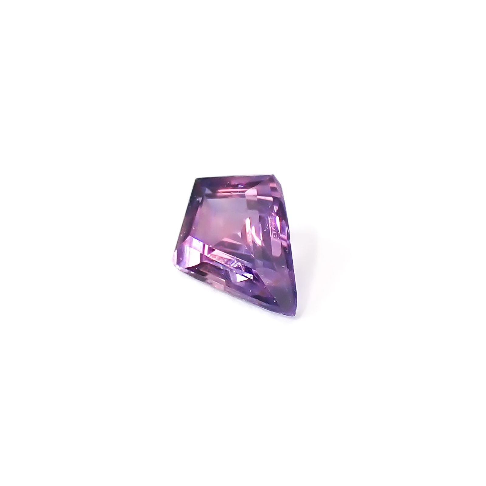 ◇カスタムカット◇ウィンザーサファイア タンザニア・ウィンザー産 0.15ct / 4.8x3.2mm前後 [260532134]