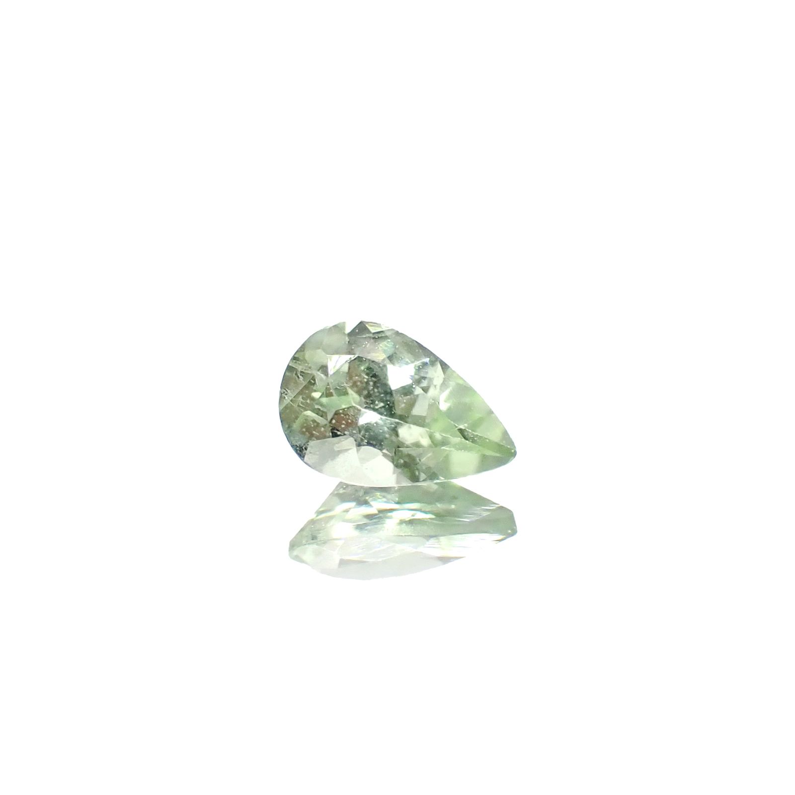 ミントペリドット パキスタン/ノルウェー産 0.39ct [250730643]6.1x4mm前後