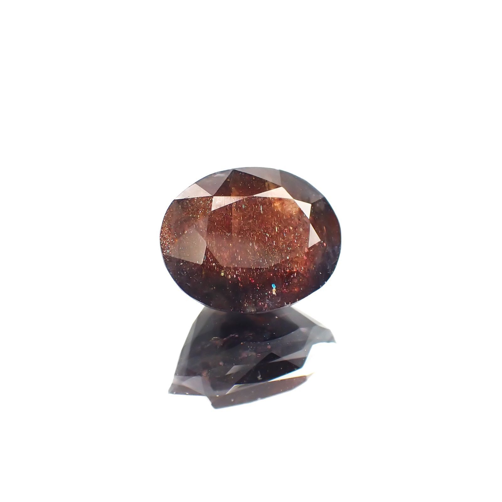 ブラッドショットアイオライト(宝石名アベンチュリン・アイオライト)インド産 4.803ct ソ付(彩珠)[221018898]12.4x9.7mm前後
