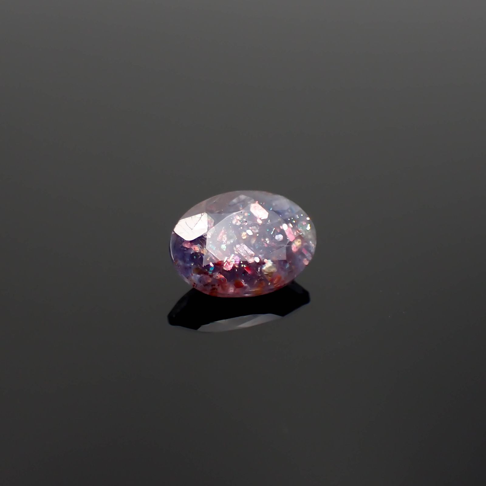 ブラッドショットアイオライト インド産 2.18ct[230522100]10.9x8mm前後