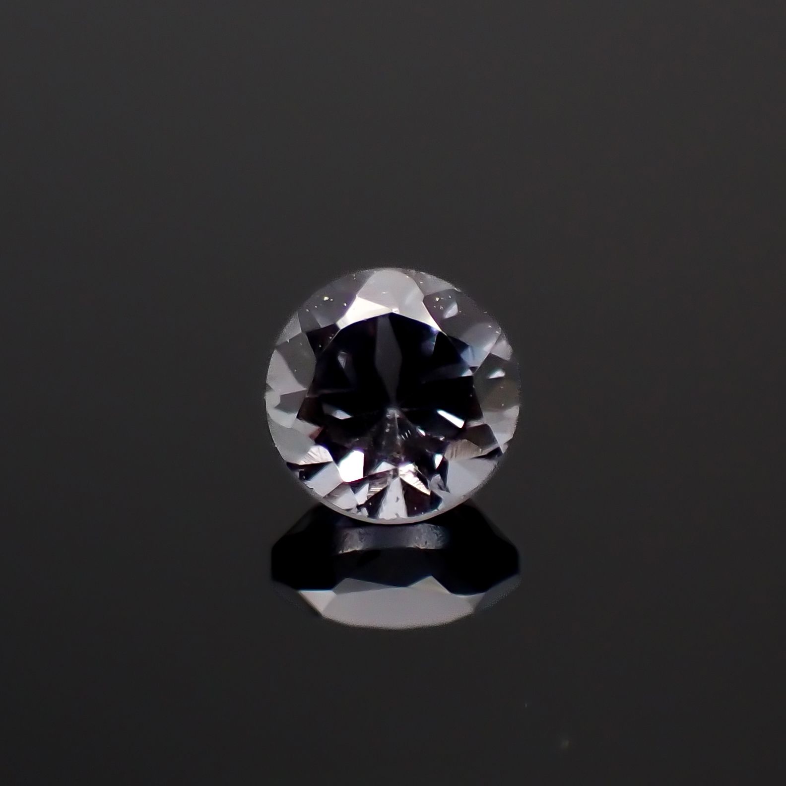 カラーチェンジガーネット アレキタイプ マダガスカル・ベキリー産 0.27ct[230923411]3.6x3.6mm前後