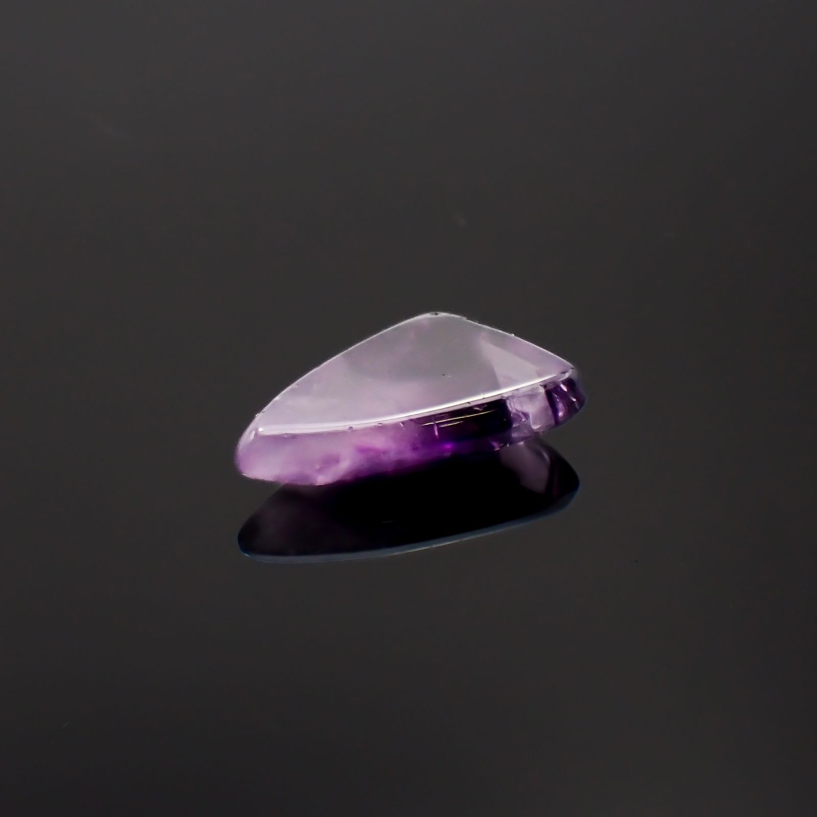 ◇フリーフォーム◇トラピッチェアメジスト ブラジル産 10.28ct[230722787]11.7x22.2mm前後