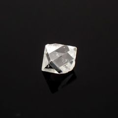 ソーヤブルダイヤモンド(宝石名ダイアモンド) ロシア産 原石・結晶 0.051ct 識別済[210410543]2.6×2.3mm前後