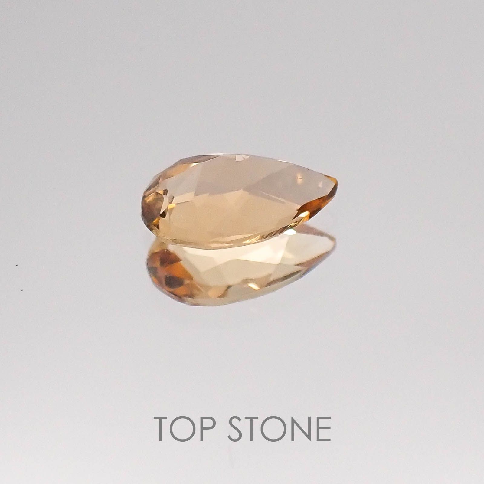 インペリアルトパーズ ブラジル産 ルース 0.48ct[20084375]6.6×4.1mm前後