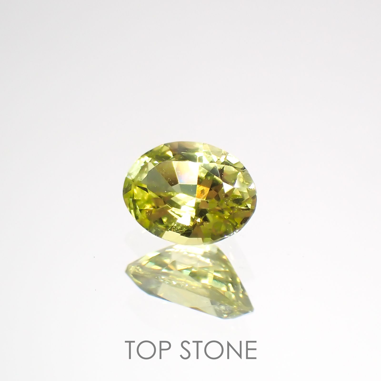 クリソベリル(宝石名クリソベリル)マダガスカル産 0.50ct 識別済[220114488]5.7x4.2mm前後