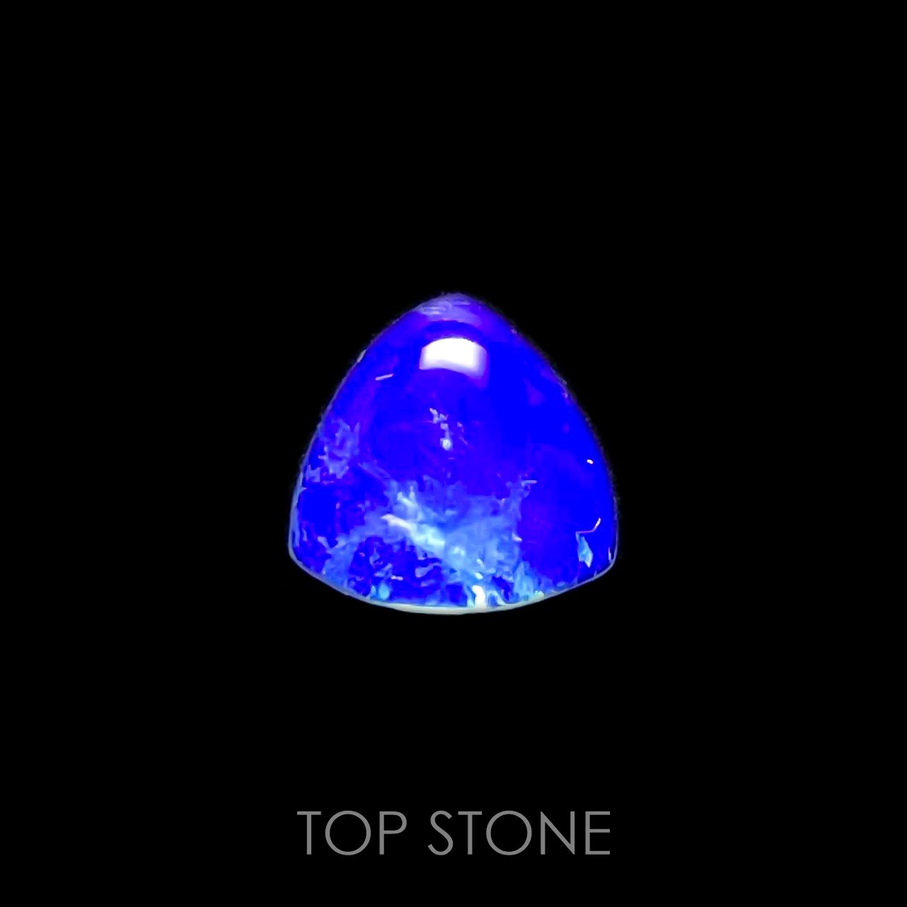 フローライト フルオレッセンス(宝石名フルオライト)イギリス・ロジャリー鉱山産 2.3ct 識別済[211113766]8.3x8.6mm前後