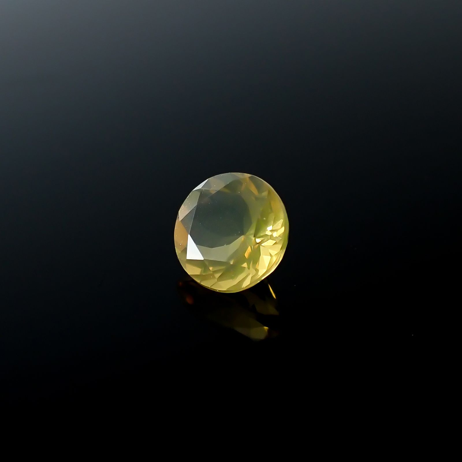 イエローオパール メキシコ産 0.60ct[240226189]6x6mm前後