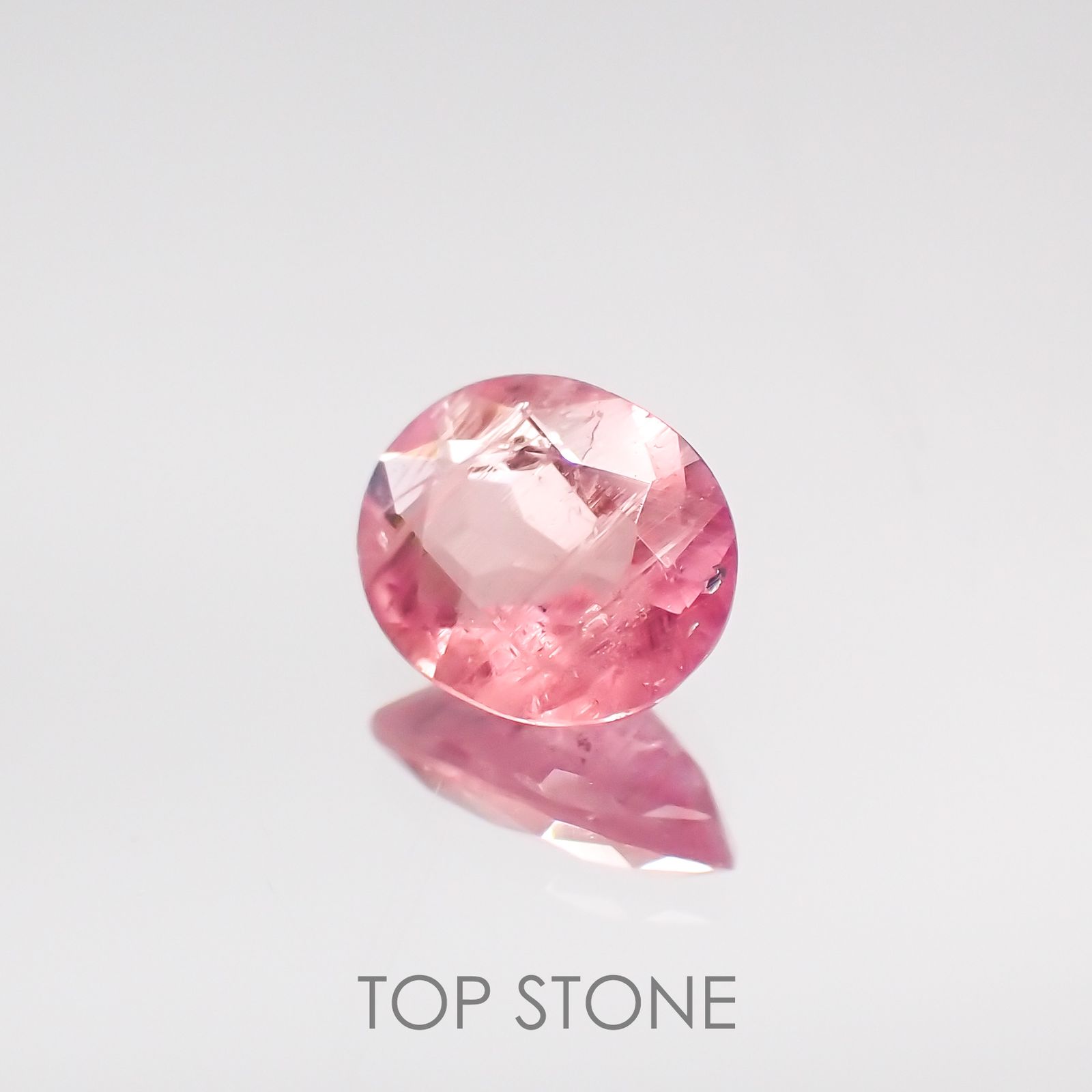 ペツォッタイト(ラズベリル) マダガスカル産 ルース 0.29ct[210611202]5.2×4mm前後