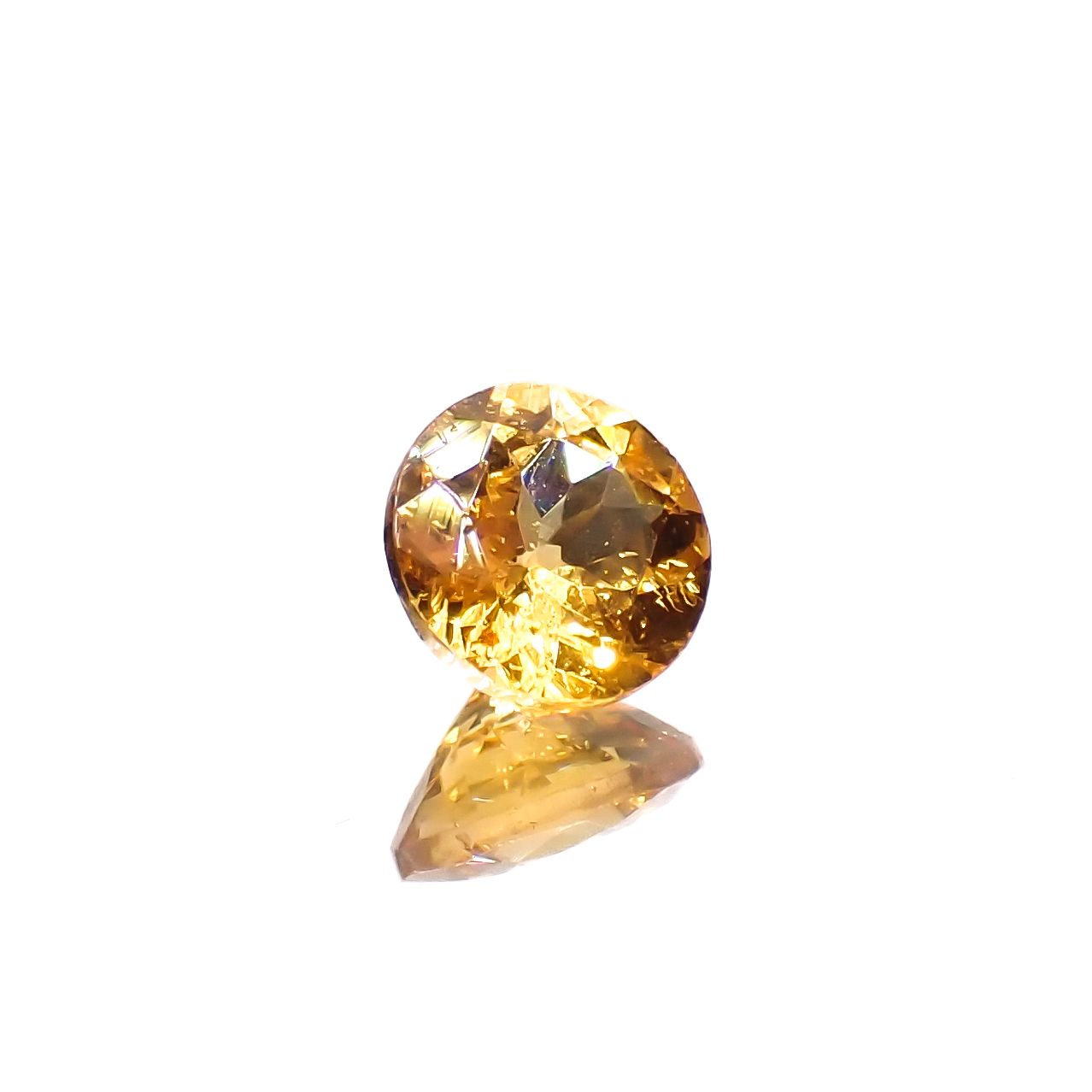 スペサルティンガーネット ナイジェリア産 0.47ct[230923370]4.6x4.6mm前後