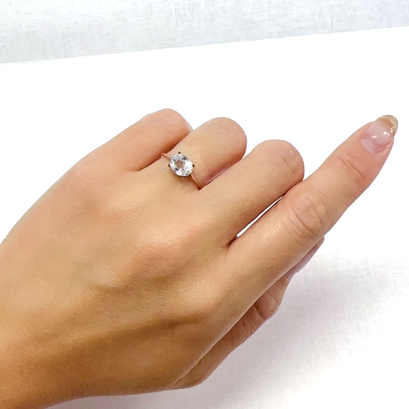 カラーレススポジュミン(宝石名ホワイト・スポジュミン)ブラジル産 1.45ct 識別済[231023802]7.5x5.8mm前後