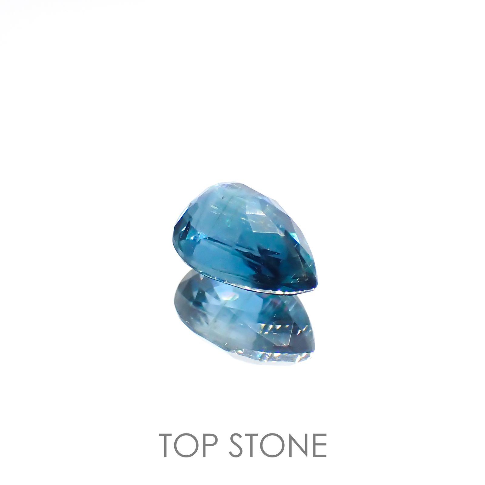 オーシャンブルーカイヤナイト(宝石名カイヤナイト)ネパール産 1.41ct 識別済[220115385]7.8x5.2mm前後