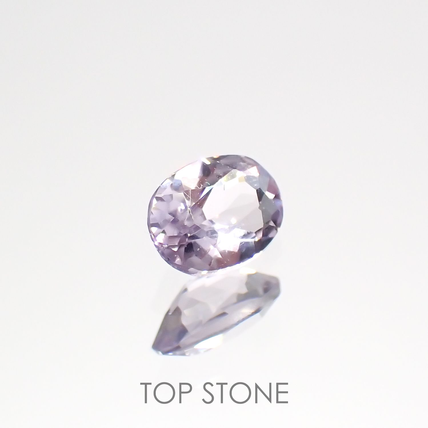 マリアライト フルオレッセンス(宝石名パープル・スキャポライト)スリランカ産 0.25ct 識別済[220114885]5x3.6mm前後