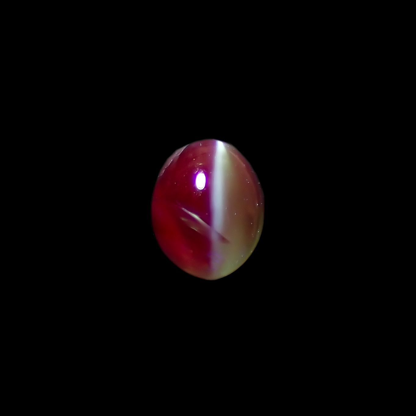 アレキサンドライトキャッツアイ インド産 0.51[220114585]4.8x3.8mm前後
