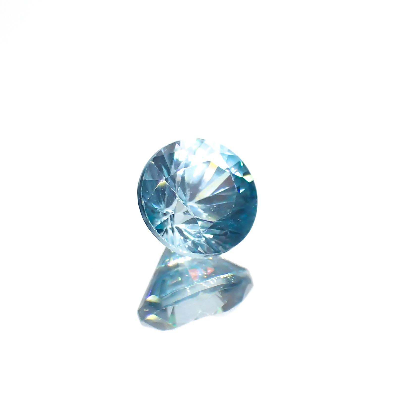 ブルージルコン カンボジア産 0.86ct[230220514]5x5mm前後