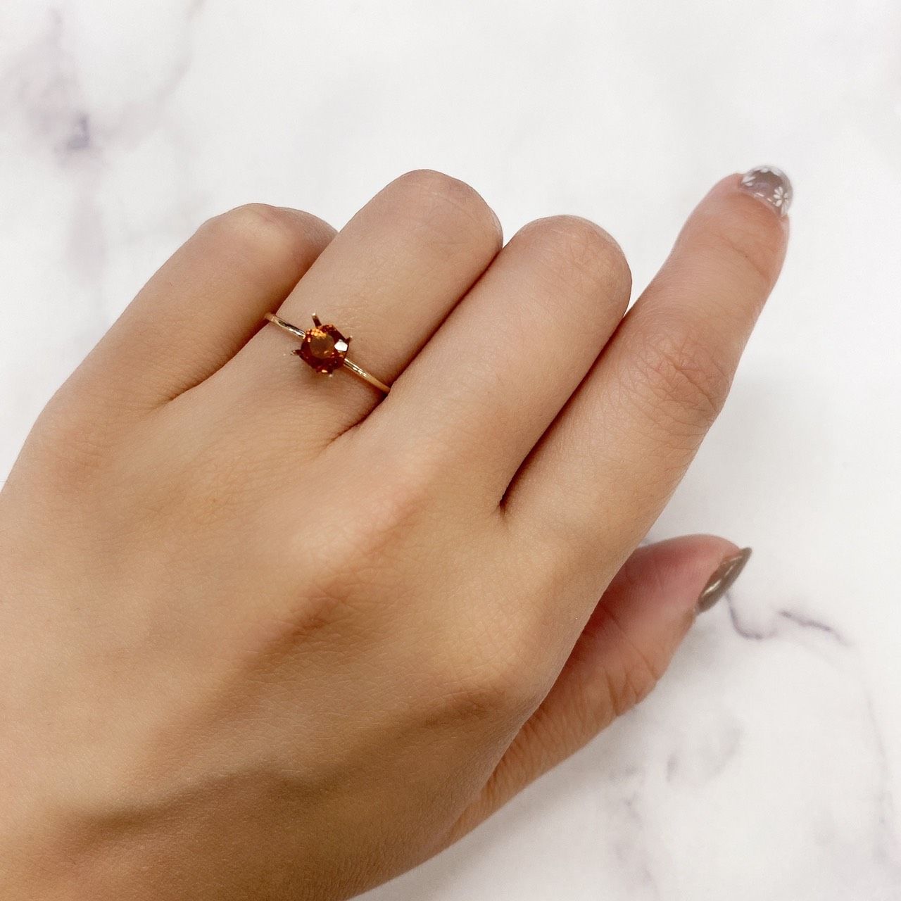 ◇ヘキサゴンカット◇ヘソナイトガーネット(宝石名ガーネット) スリランカ産 0.72ct 識別済[210912691]5×4.9mm前後