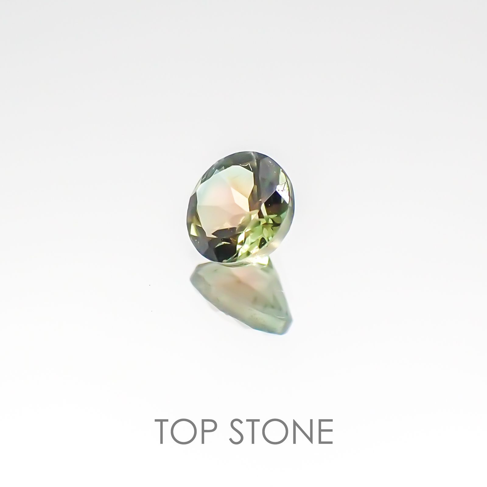 バイカラートルマリン ブラジル産 ルース 0.22ct[20127637]3.8×3.7mm前後