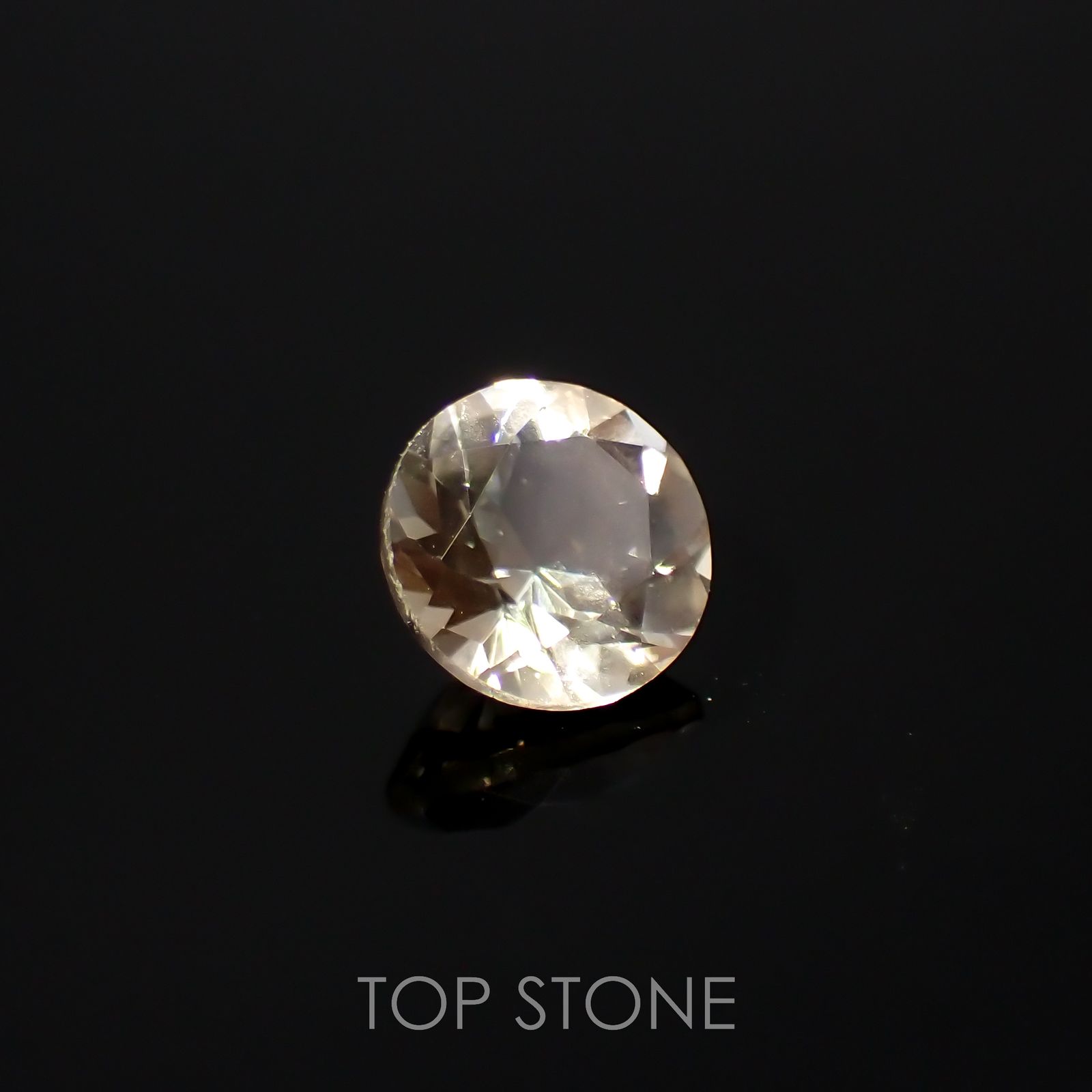 バイカラーオレゴンサンストーン(宝石名ラブラドライト)アメリカ・オレゴン州産 0.75ct 識別済[220616440]6x6mm前後