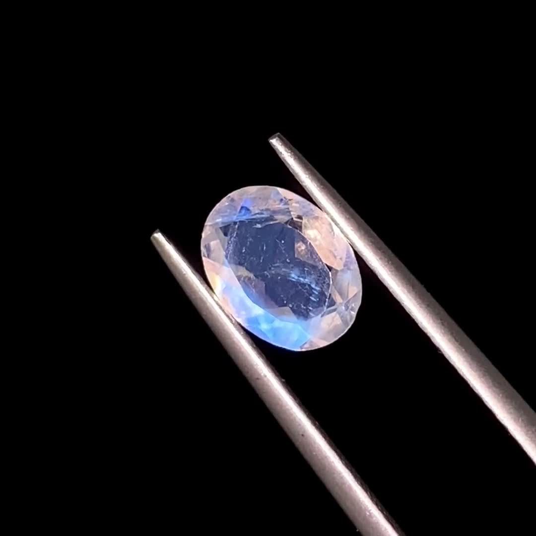 格安即決 天然レインボームーンストーン1.08ct 【インド】アンデシン