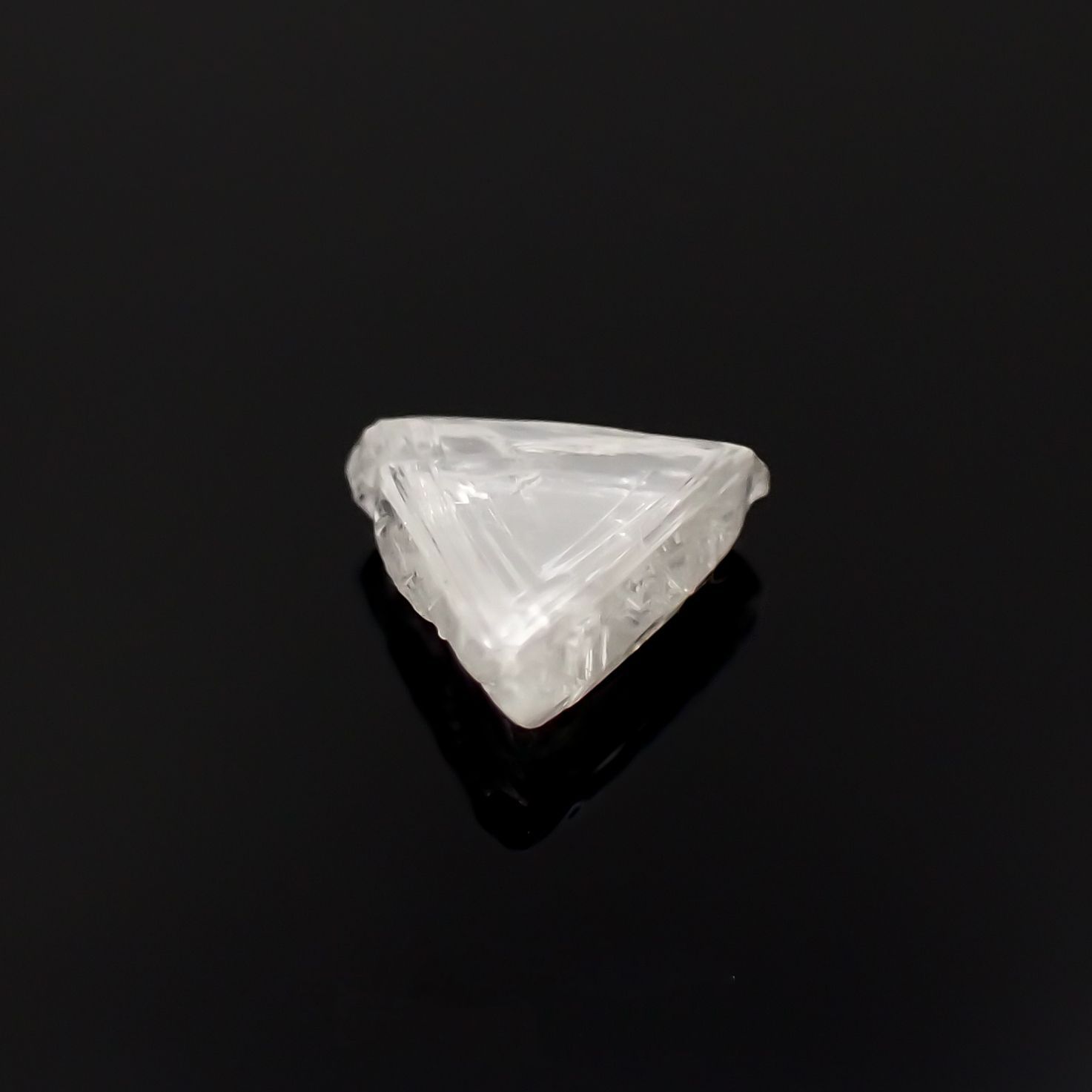 マクルダイヤモンド(宝石名ダイアモンド)カナダ産 0.42ct 識別済[221018864]4.8x5.4mm前後