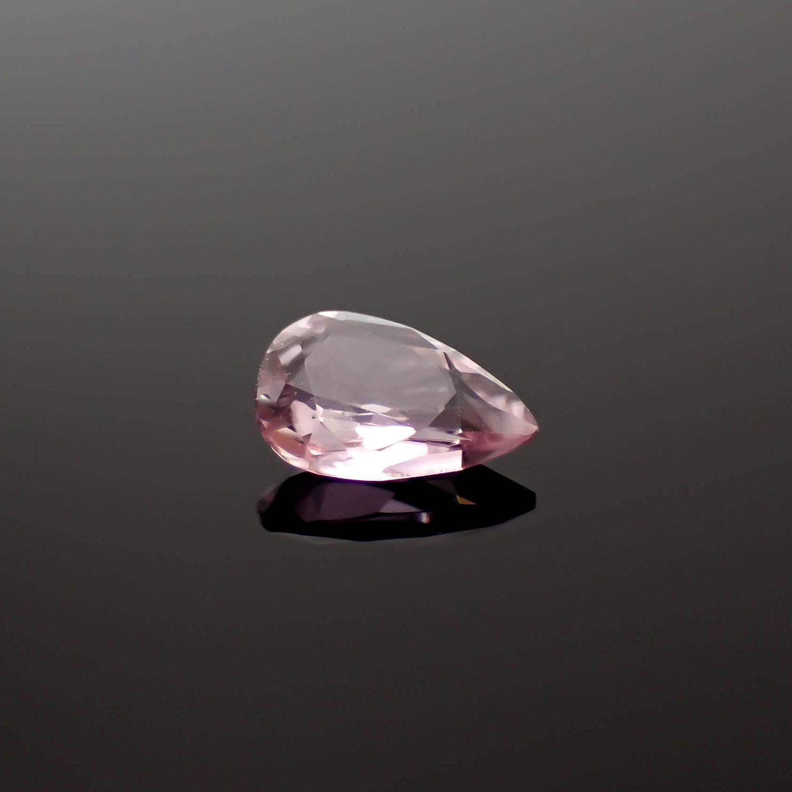カラーシフト ピンクダイアスポア アフガニスタン産 0.28ct[240627977]5.5x3.7mm前後