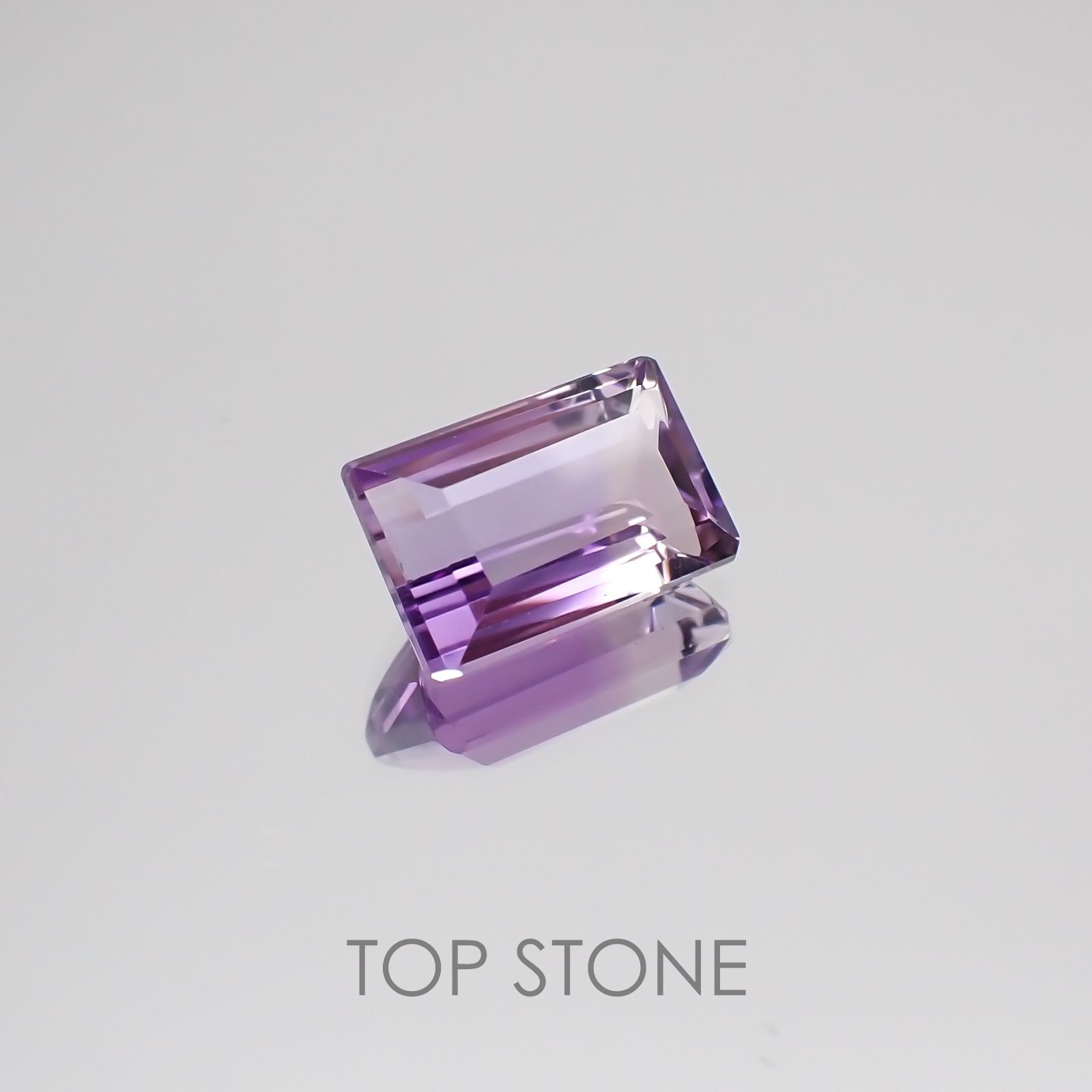 アワーグラスアメジスト モロッコ産 ルース 3.23ct[21038592]10.9×7.1mm前後