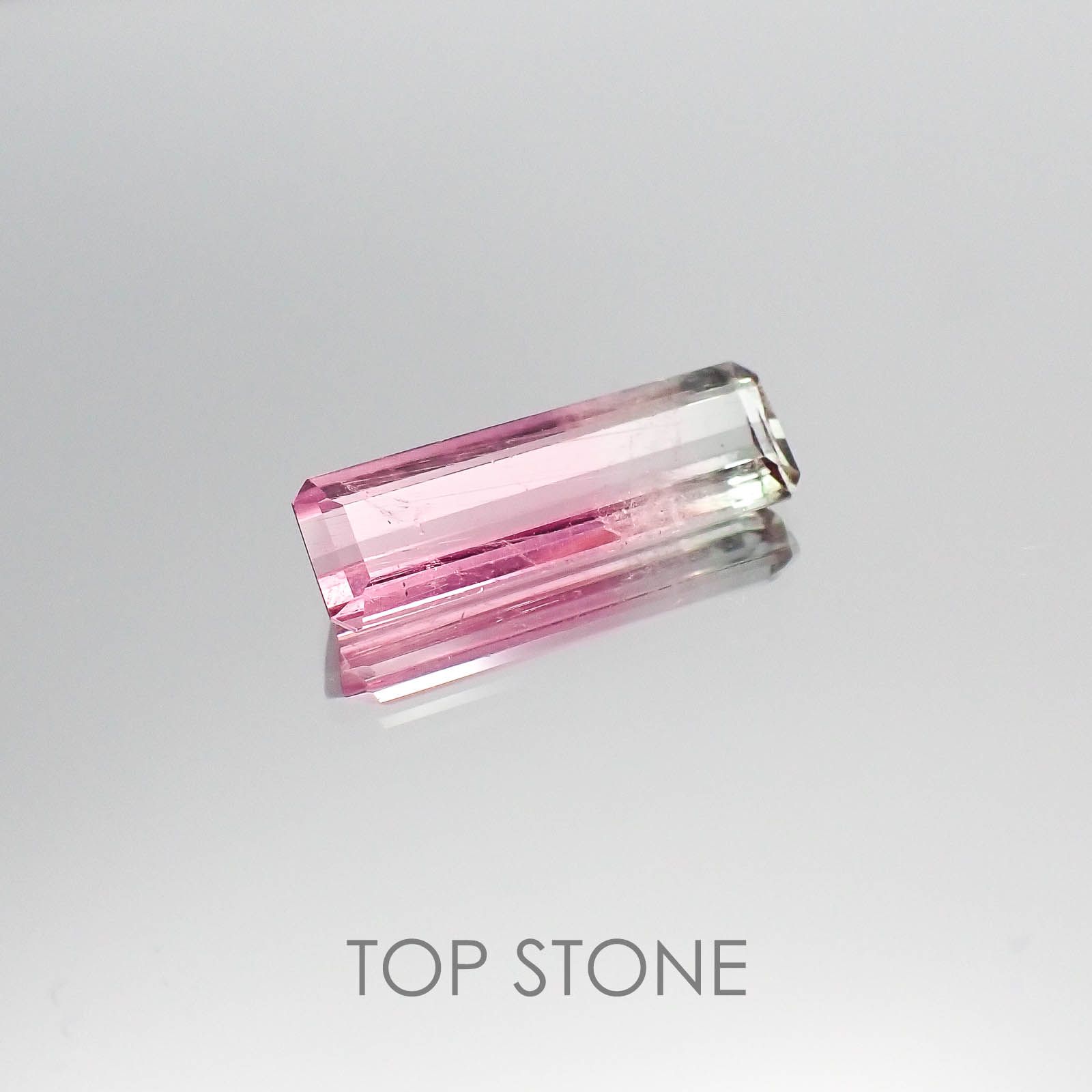 トリカラートルマリン(宝石名トリカラー・トルマリン) ブラジル産 2.635ct ソ付(彩珠)[20073790]16.1×5.2mm前後
