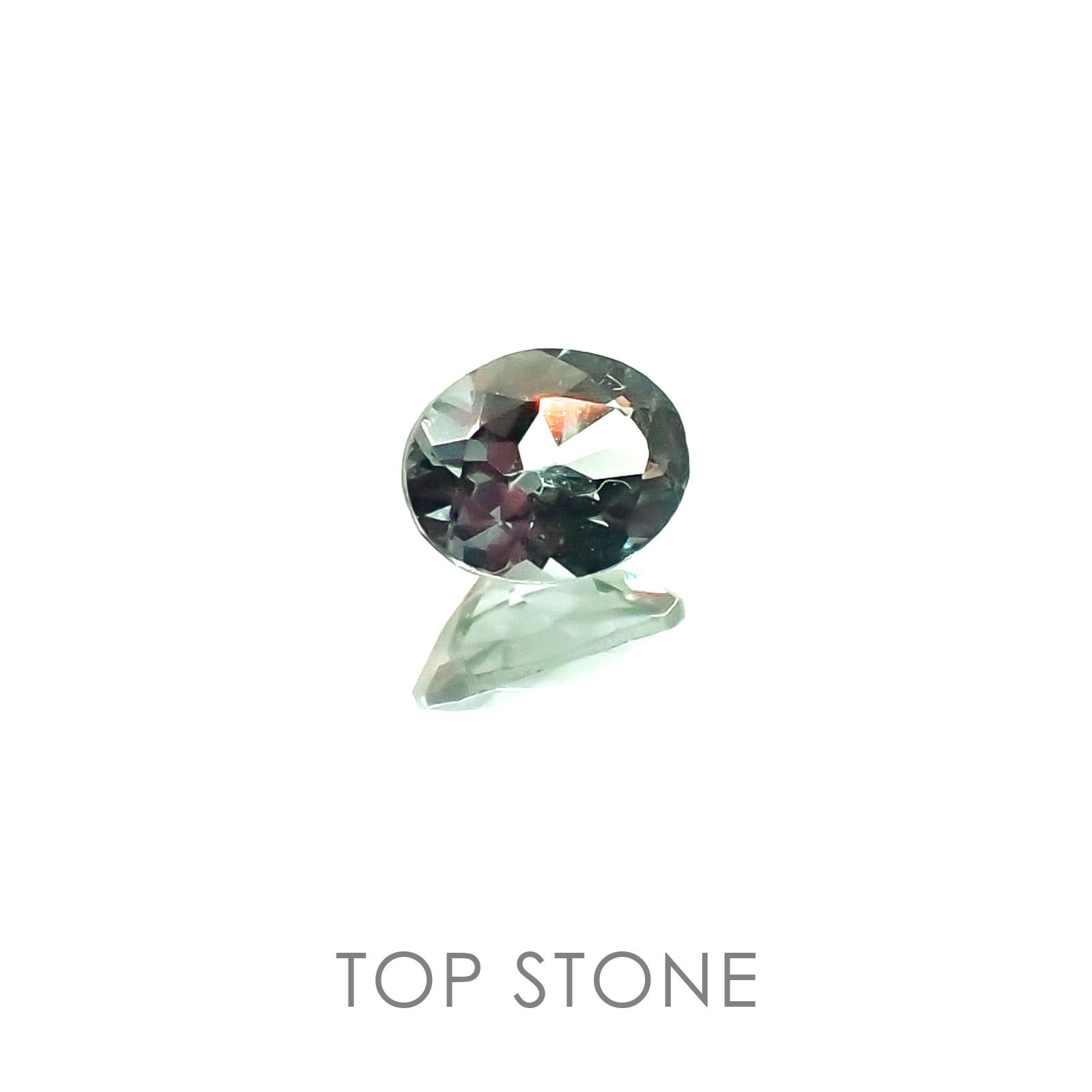 カラーチェンジガーネット タンザニア産 ルース 0.18ct[20095901]4×3.1mm前後