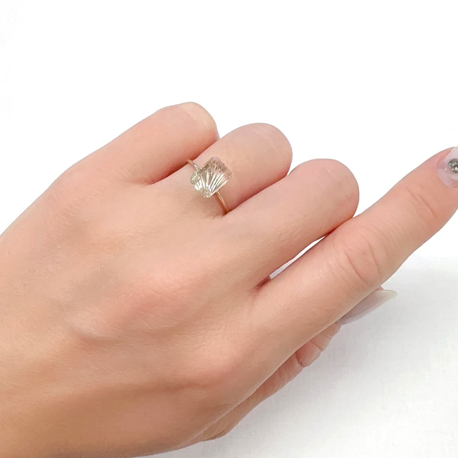 ◇甲州貴石切子Plus Three◇バイカラートルマリン カード付き コンゴ産 2.39ct[231225072]8.3x6.5mm前後