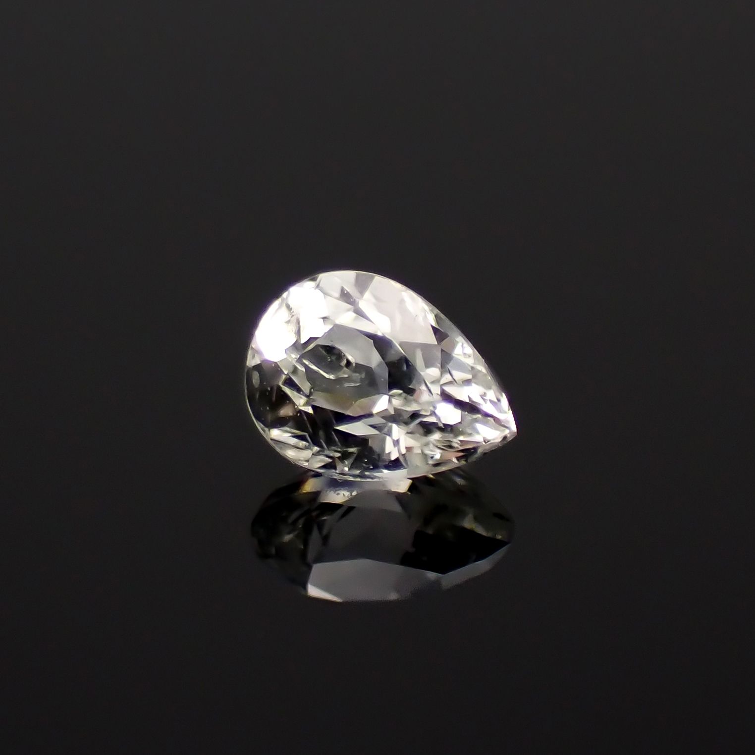 リューコガーネット ビルマ産 0.17ct[230421412]3.9x2.8mm前後